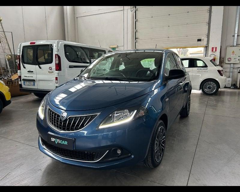 Lancia Ypsilon NUOVA My23 1.0 Firefly 70 CvStart&Stop Hybrid Gold