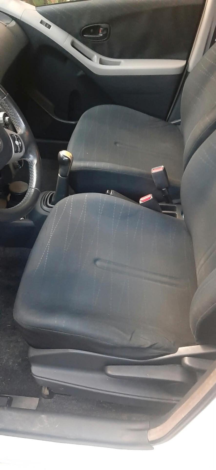 Toyota Yaris 1.0 5 porte