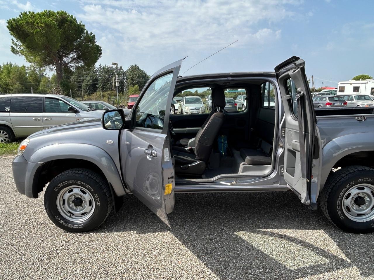 Mazda BT-50 2.5 TD cat 4x4 Freestyle Cab Hot Pick-up
