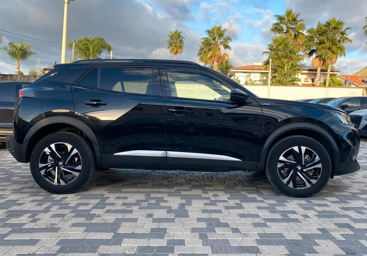 Peugeot 2008 GT Pack 1.5 bluehdi 130CV