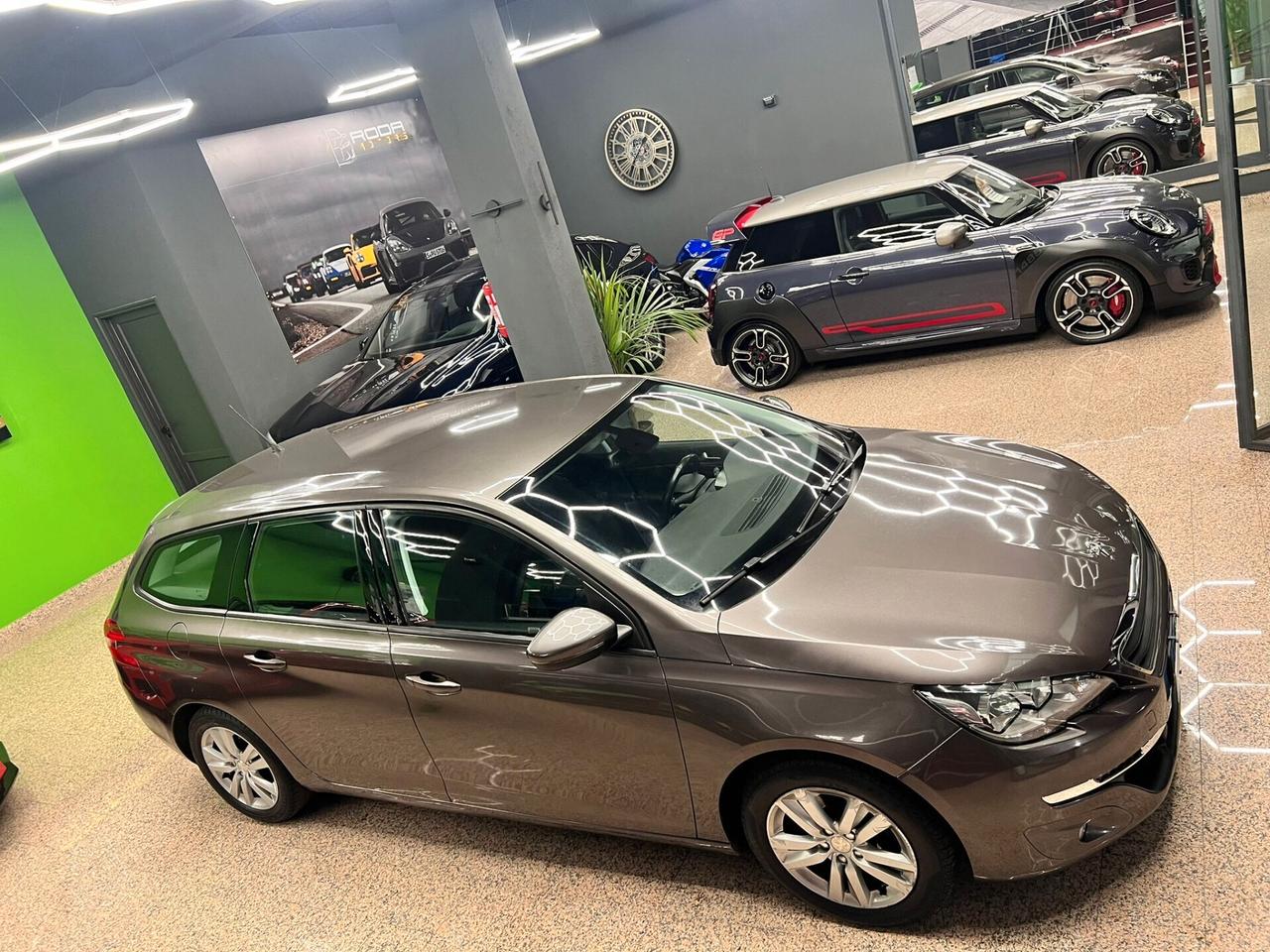 Peugeot 308 BlueHDi 100 S&S SW Business