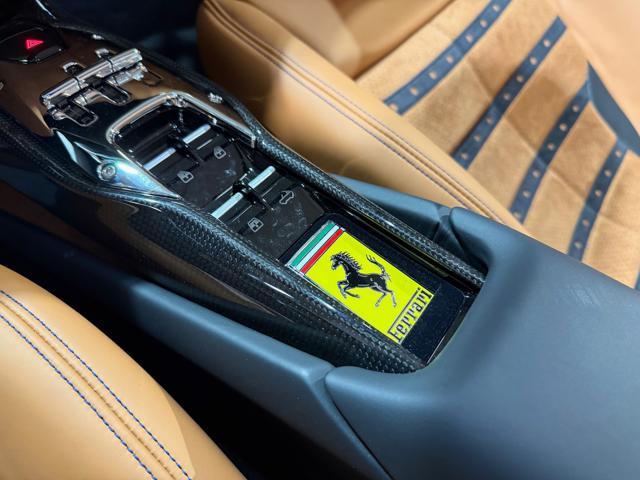 FERRARI 296 GTS Blu Pozzi -FULL CARBON-Lifting-Daytona