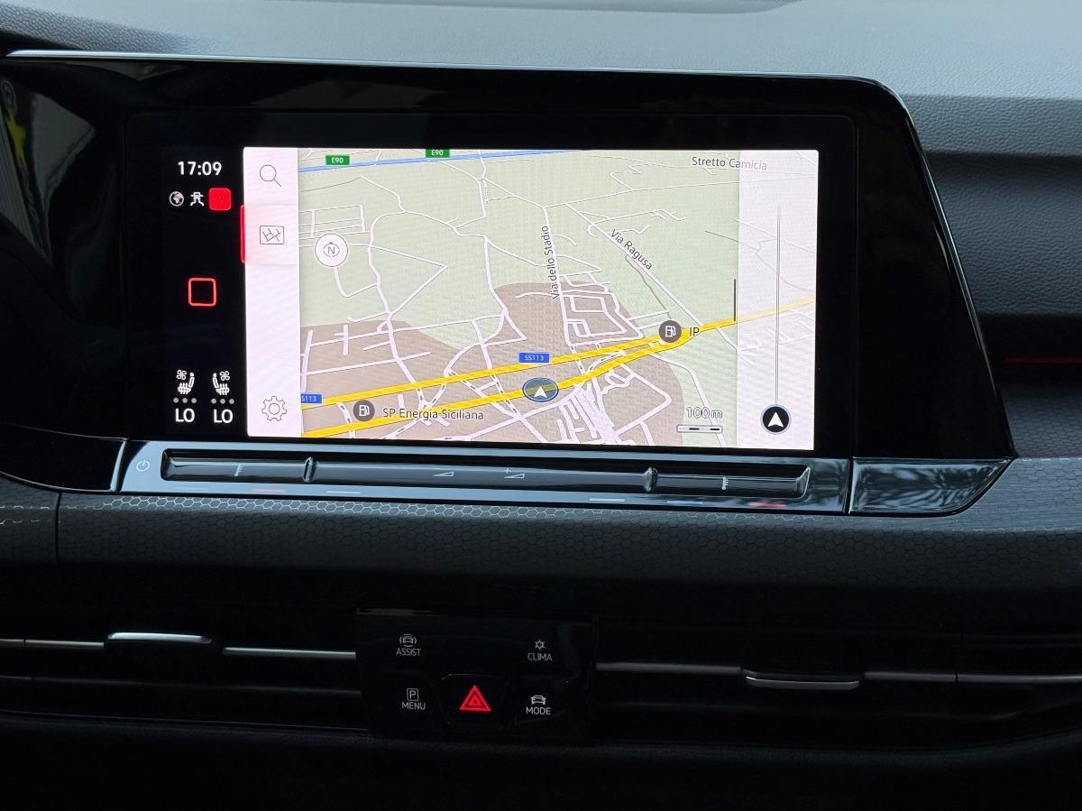 Volkswagen Golf 8 GTI 2.0 TSI 245 CV