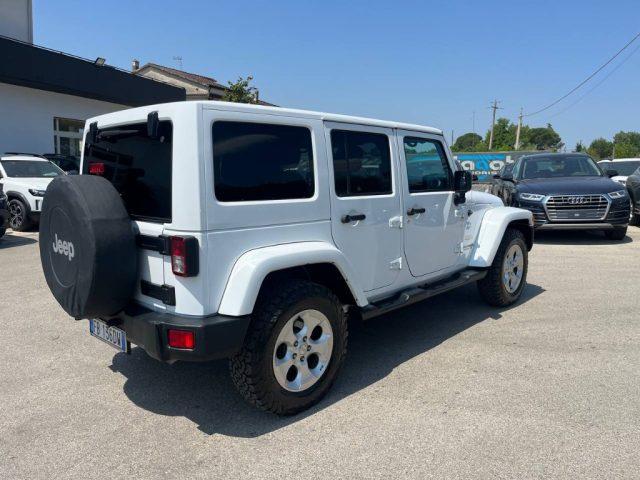 JEEP Wrangler Unlimited 2.8 CRD DPF Sahara Auto