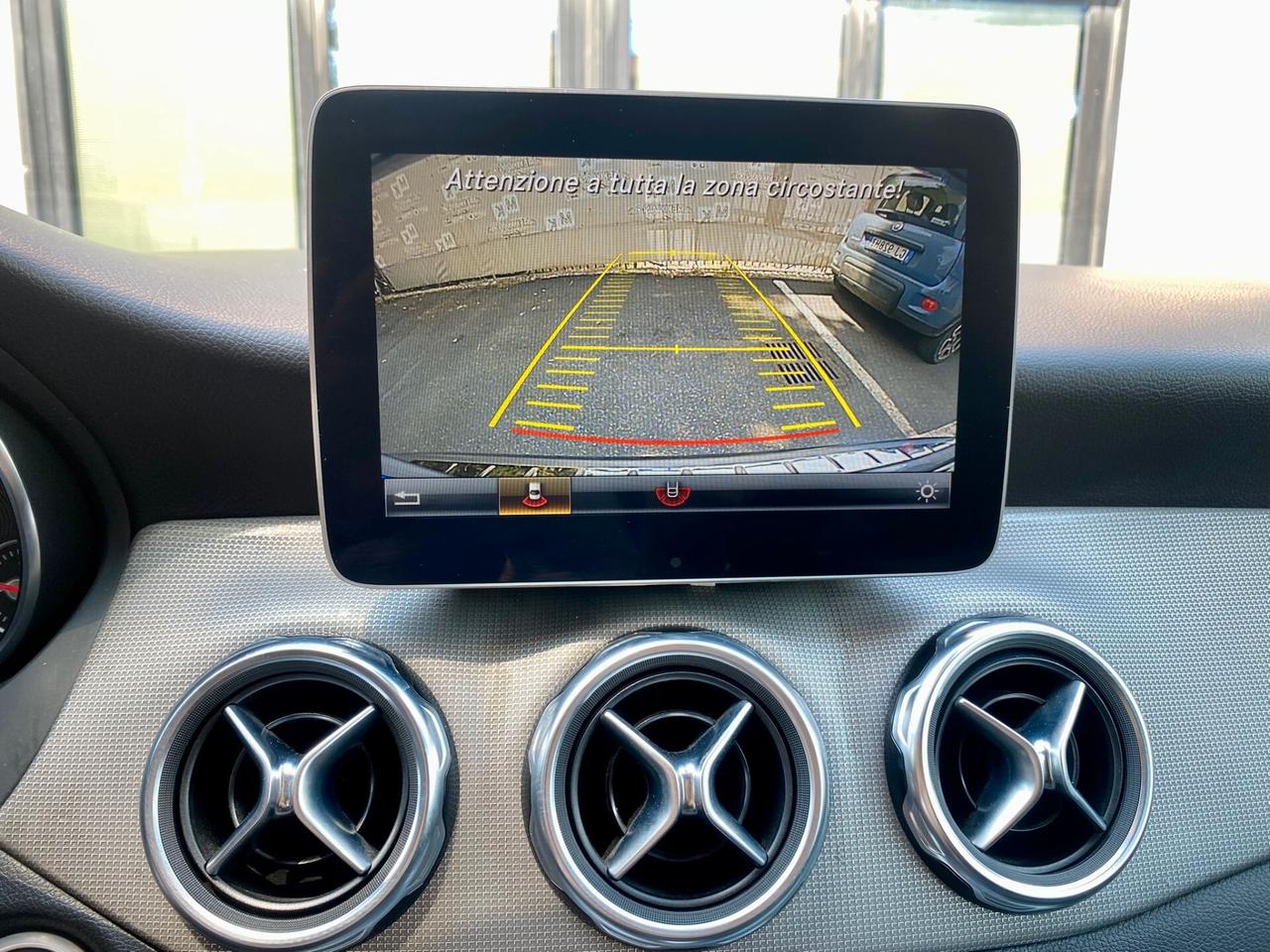 Mercedes-benz GLA 200 d Sport GARANZIA