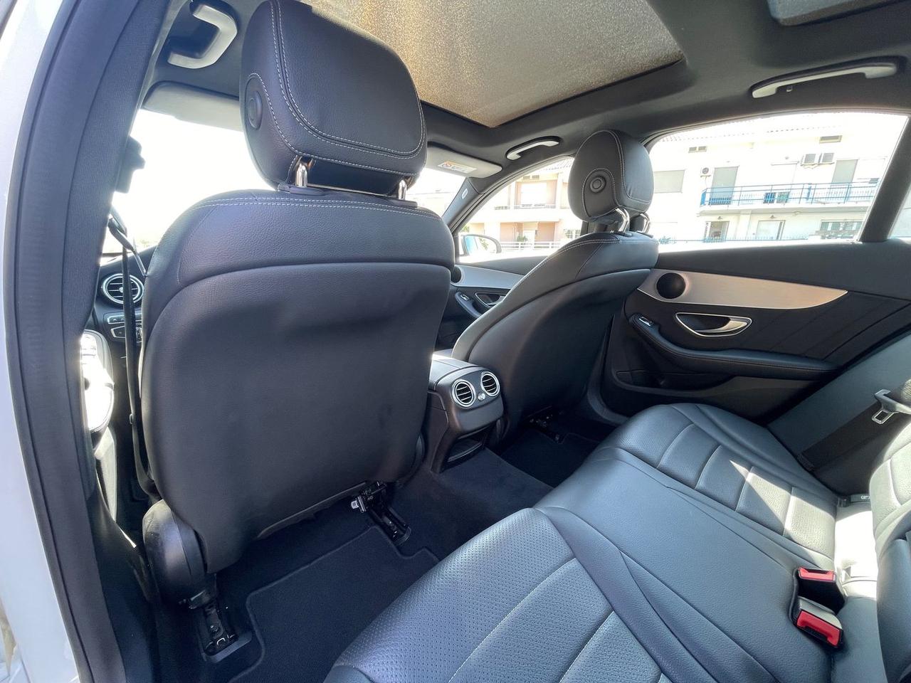 Mercedes-Benz C 220 D Premium #12031