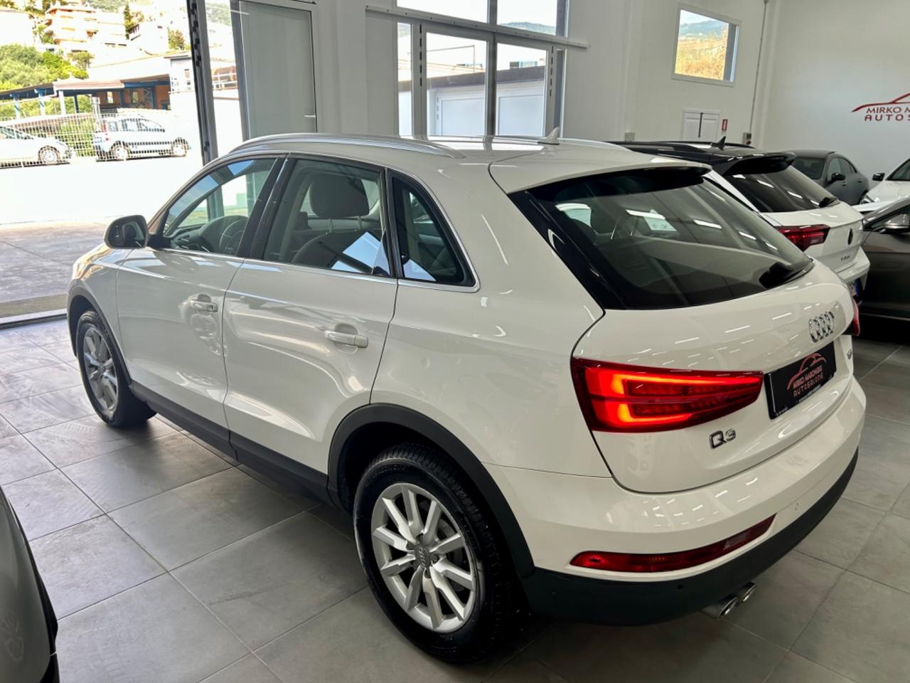 Audi Q3 2.0 TDI 120 CV Sport FINANZIABILE
