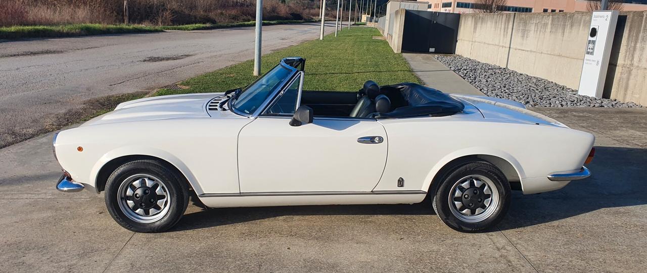 Fiat 124 Spider Spider