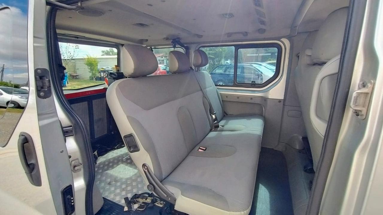 Opel Vivaro 29 2.0 CDTI PC-TN Combi 9 Posti
