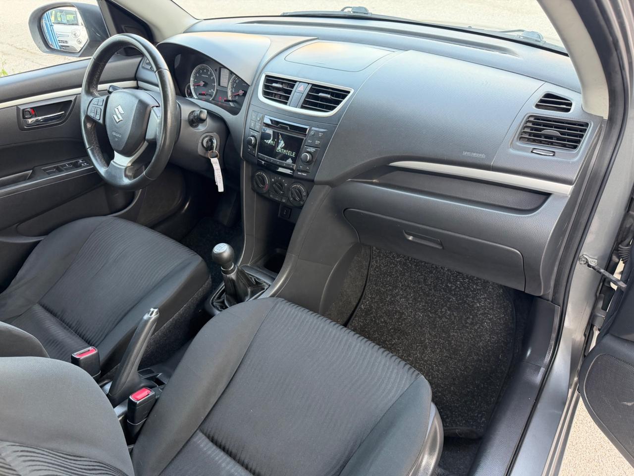 Suzuki Swift 1.2 benzina 94 cavalli 2011