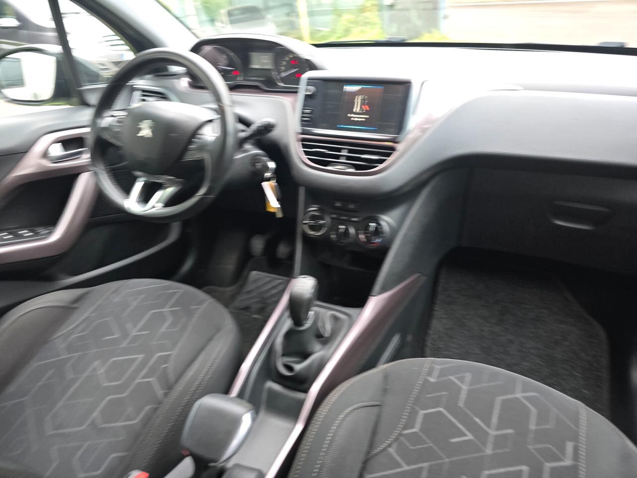 Peugeot 2008 1.4 HDi 68CV 170000km-2014