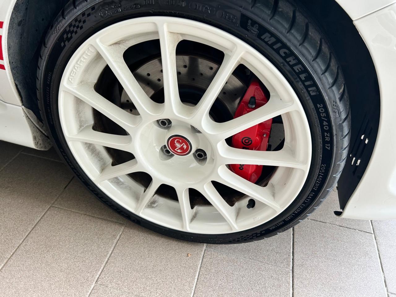 Abarth 500 1.4 Turbo T-Jet Custom
