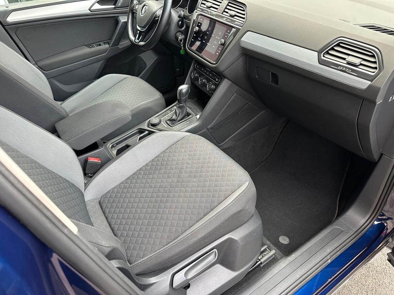 Volkswagen Tiguan 2.0 TDI SCR DSG 4MOTION Business BMT