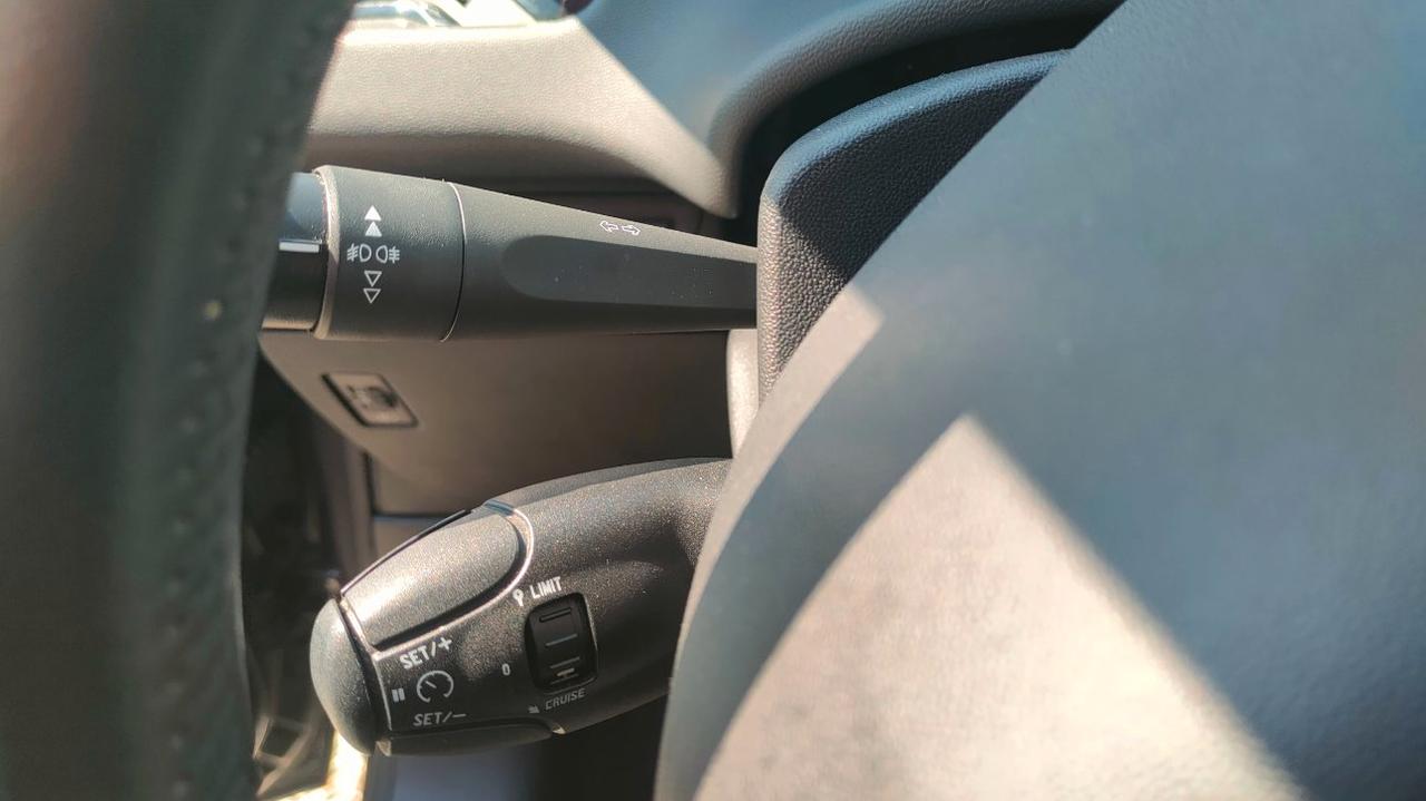 Peugeot 208 1.2 82CV BENZINA 5 porte Allure 58000KM