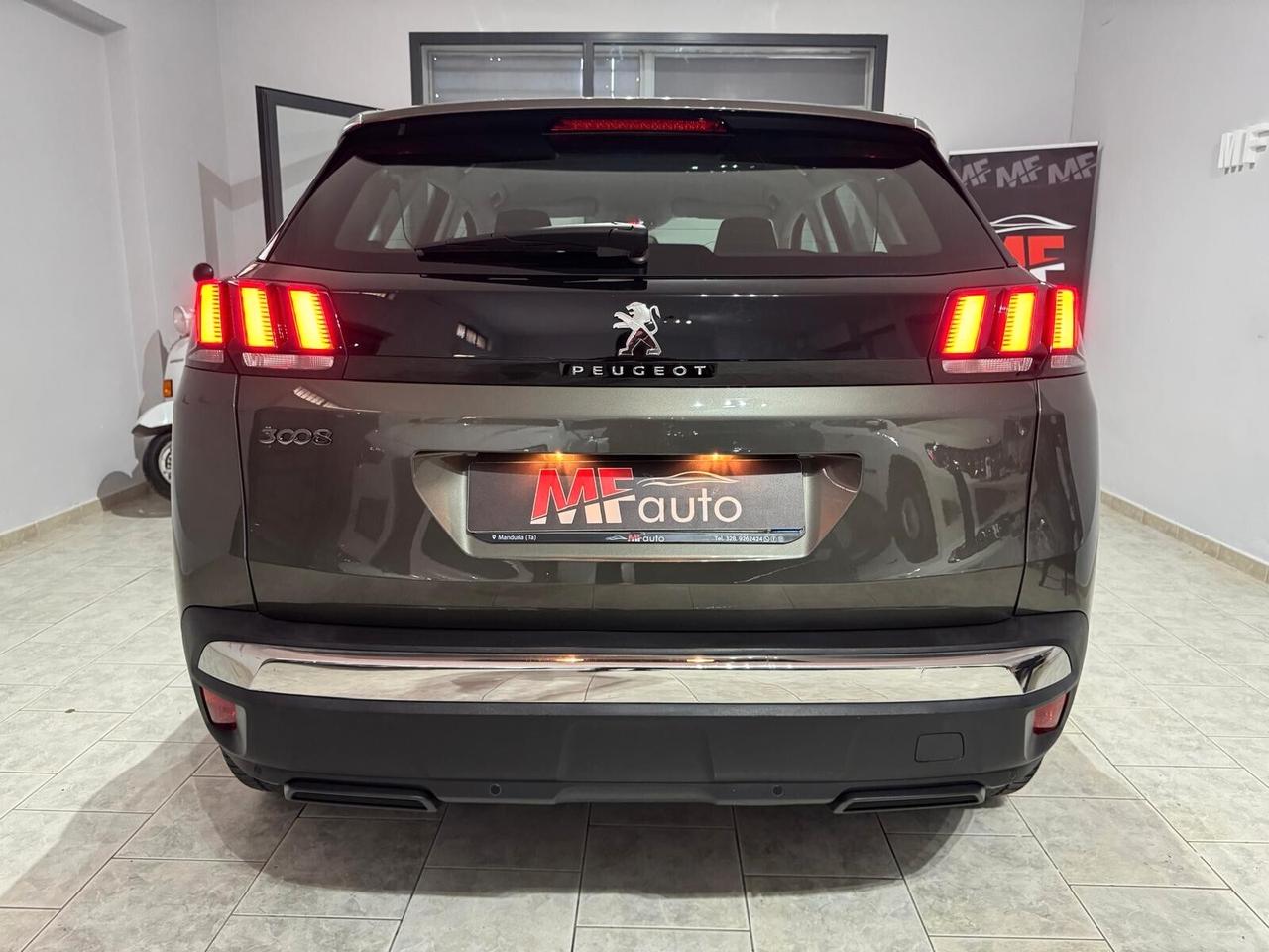 Peugeot 3008 BlueHDi 131 cv eat8