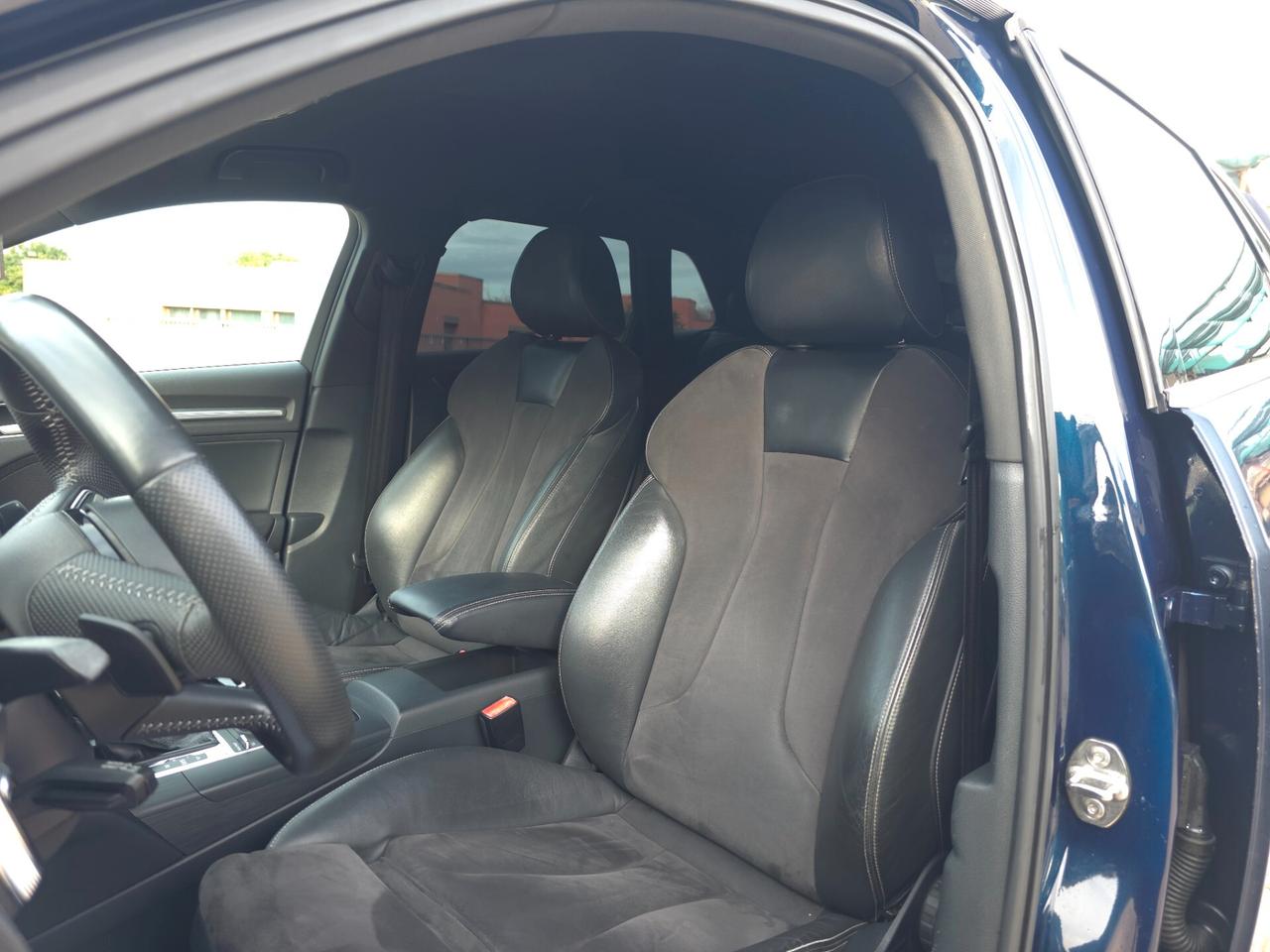 Audi A3 - 2.0 Tdi 150cv - 3x S-Line - Matrix