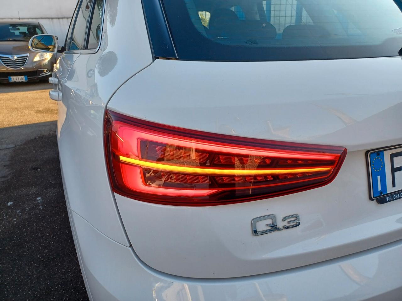 Audi Q3 2.0 TDI 120 CV Design UNICO PROPRIETARIO