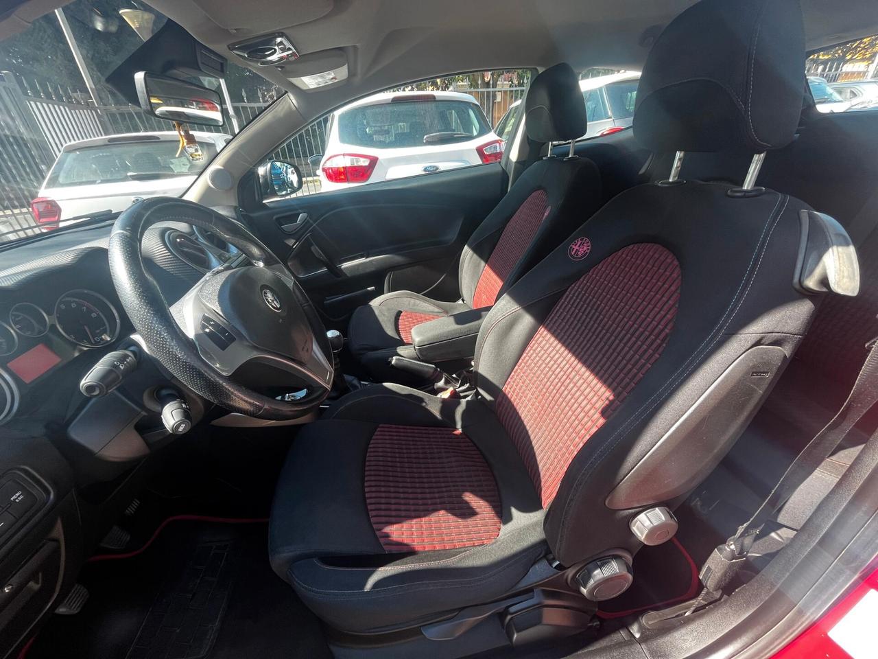 Alfa Romeo MiTo 1.4 T 155 CV Distinctive Sport Pack