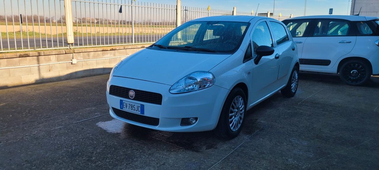 Fiat NEOPATENTATA Grande Punto 1.3 MJT 75 CV 5 porte S&S Actual