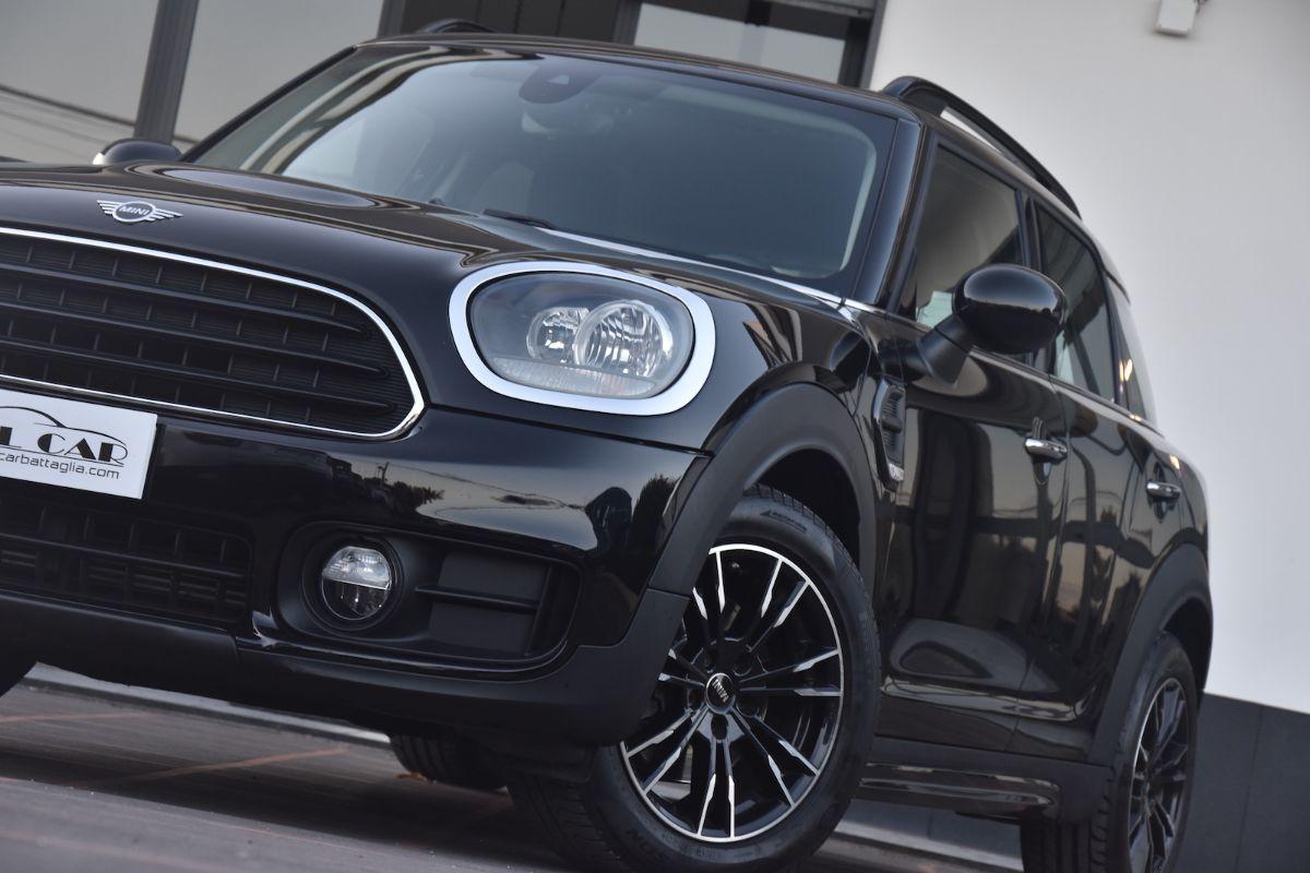 Mini Countryman Cooper D Business 150cv Aut.