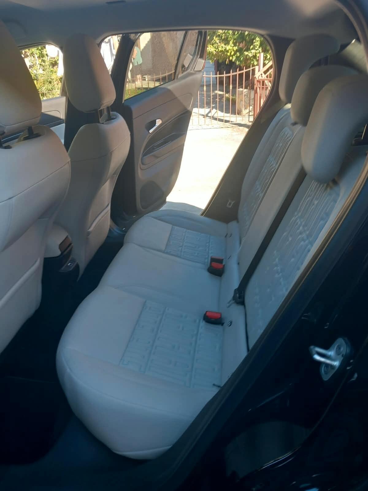 600 Hybrid 110 CV DCT MHEV La Prima II