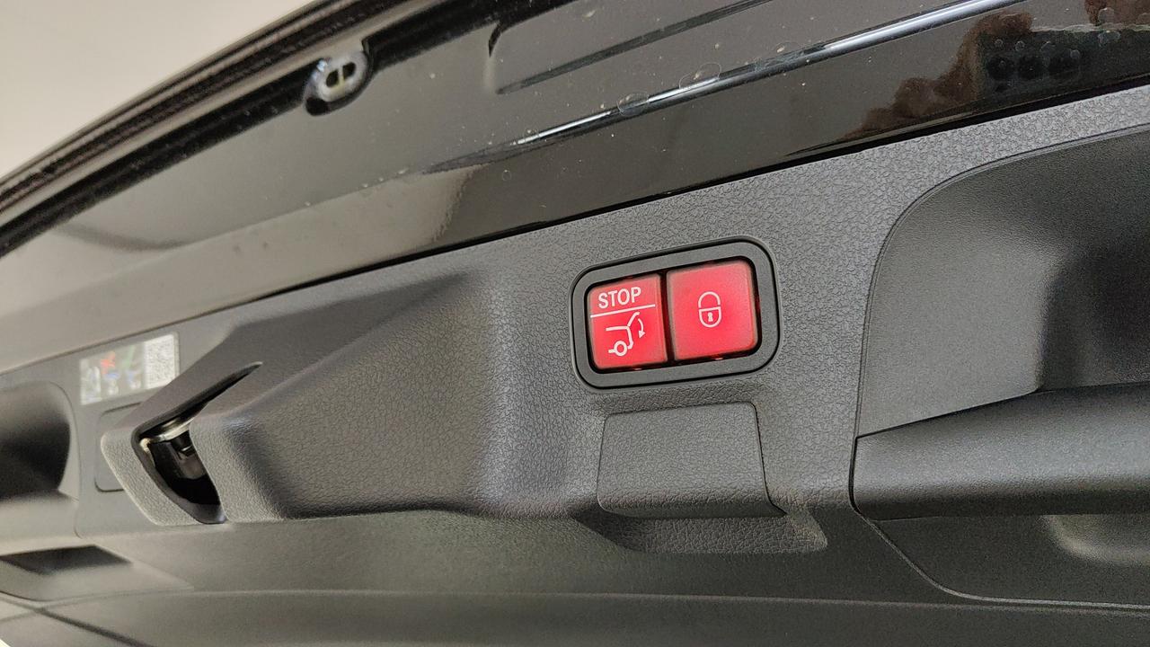 Mercedes-Benz CLA Shooting Brake 200 d AMG Line Advanced Plus auto