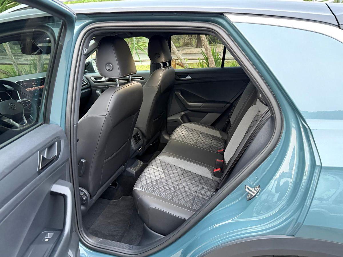 VOLKSWAGEN - T-Roc - 2.0 TDI SCR 150CV DSG 4MOT. R-Line