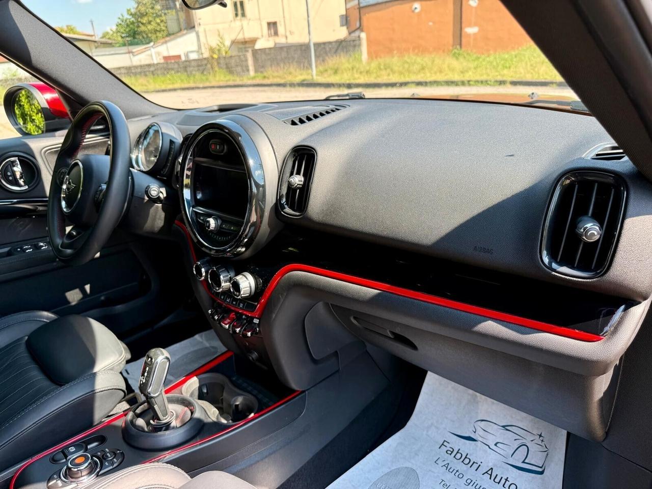 Mini Countryman John Cooper Works 306 cv.