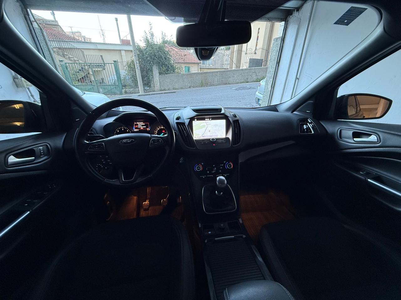 Ford Kuga 2.0 TDCI 150 CV S&S 4WD Powershift ST-Line Business