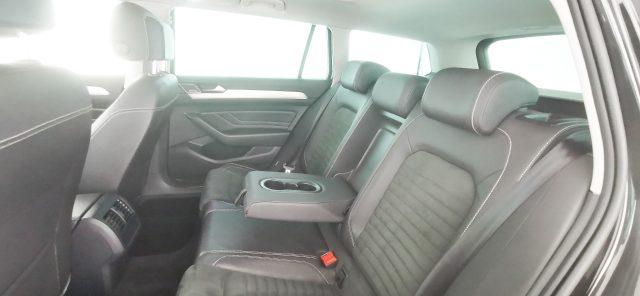 VOLKSWAGEN Passat Variant 2.0 TDI SCR EVO DSG Executive