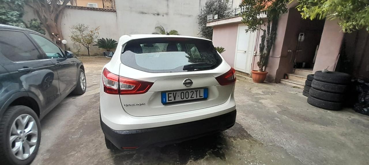 Nissan Qashqai 1.2 DIG-T Tekna