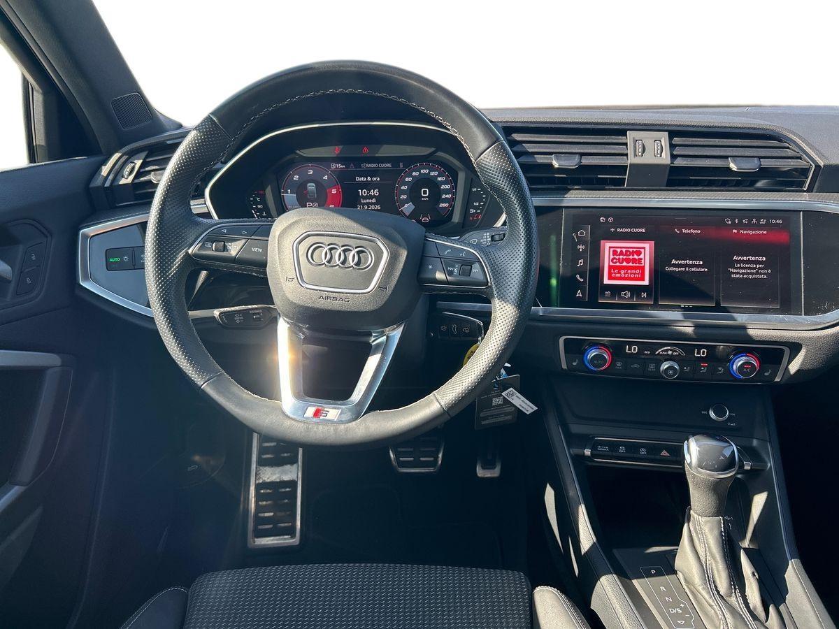 AUDI Q3 I 2019 Sportback - Q3 Sportback 35 2.0 tdi S line edition