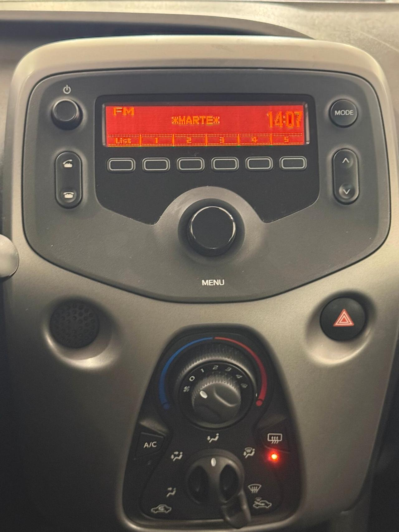 TOYOTA AYGO 1.0 72CV SOLO 60.000 KM