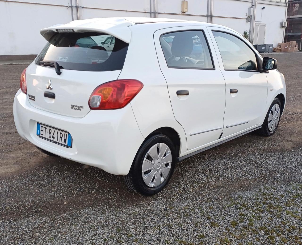 Mitsubishi Space Star 1.2 Invite SDA