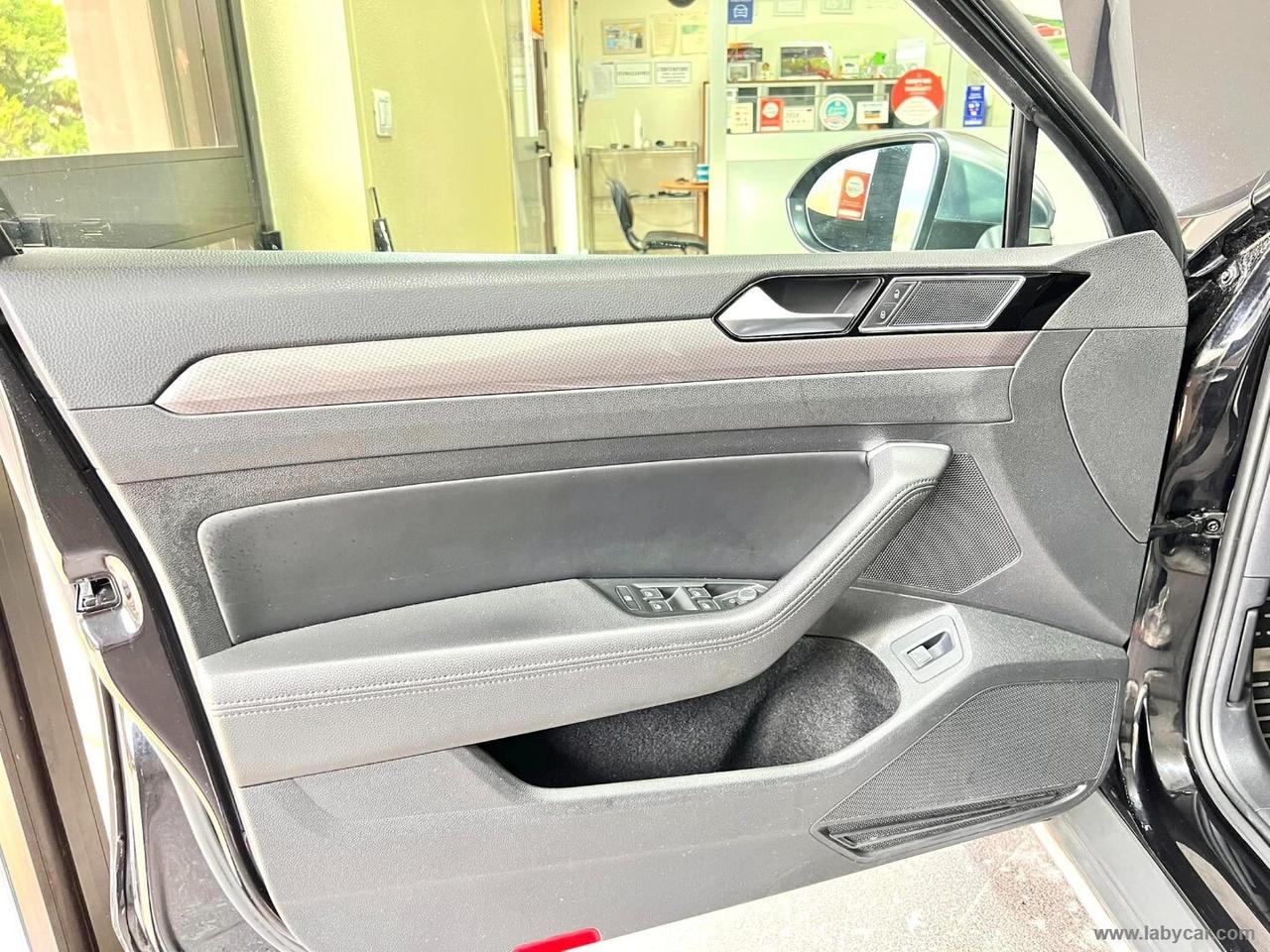 Volkswagen Passat Variant 2.0 BiTDI SCR 4MOTION DSG Executive BMT