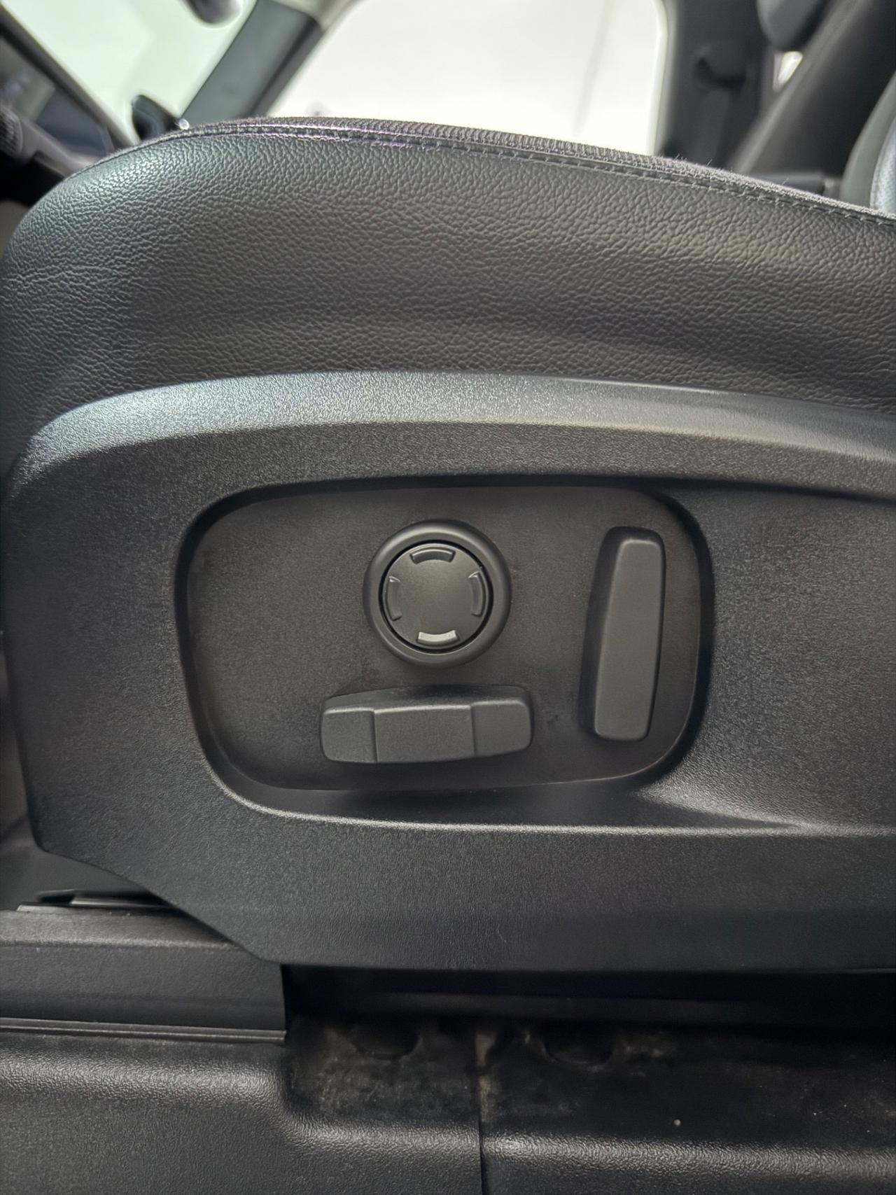 Land Rover Defender 2.0 240CV TETTO ITALIANA IVA