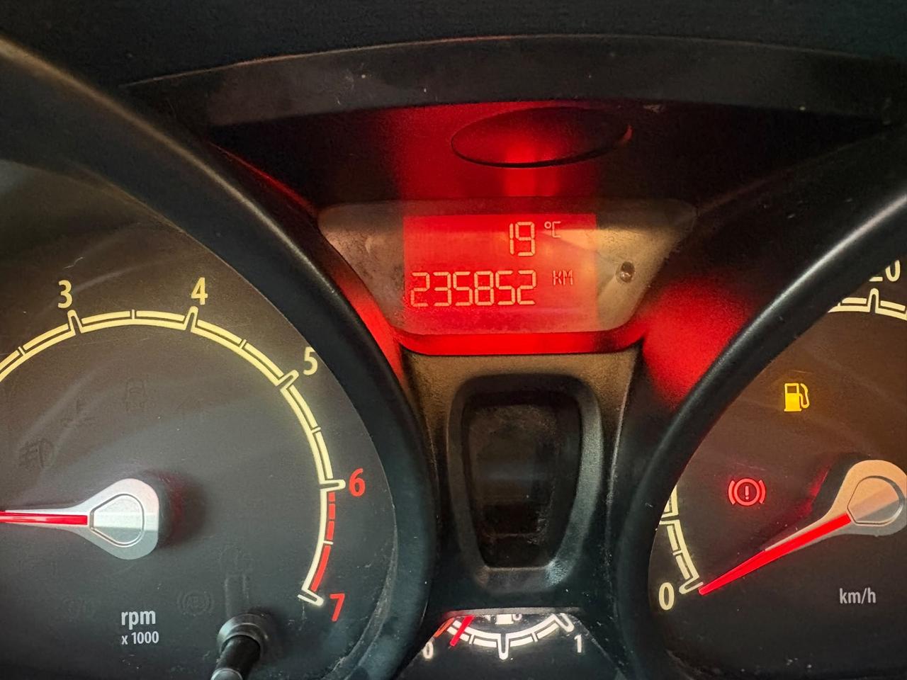Ford Fiesta 1.4 5 porte Bz.- GPL Titanium 2009