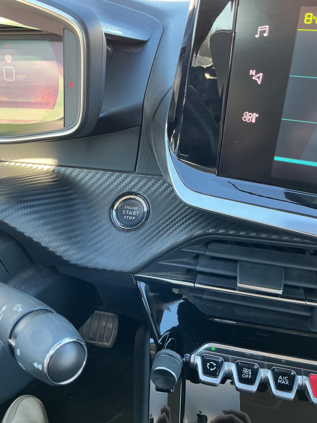 Peugeot 208 motore elettrico 136 CV 5 porte GT Pack