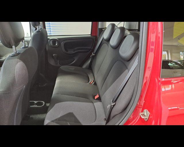 FIAT New Panda 1.0 firefly hybrid Cross s&s 70cv 5p.ti