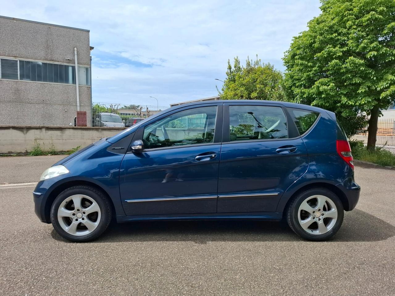Mercedes A 150 benzina 5 porte SOLO 89.000 KM