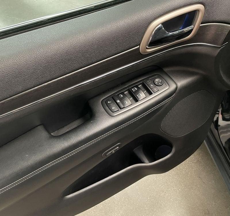 Jeep Grand Cherokee Grand Cherokee 3.0 V6 CRD 250 CV Multijet II Limited