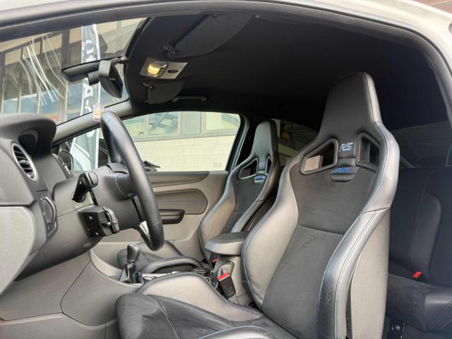 FORD Focus 2.5T (305CV) 3p. RS