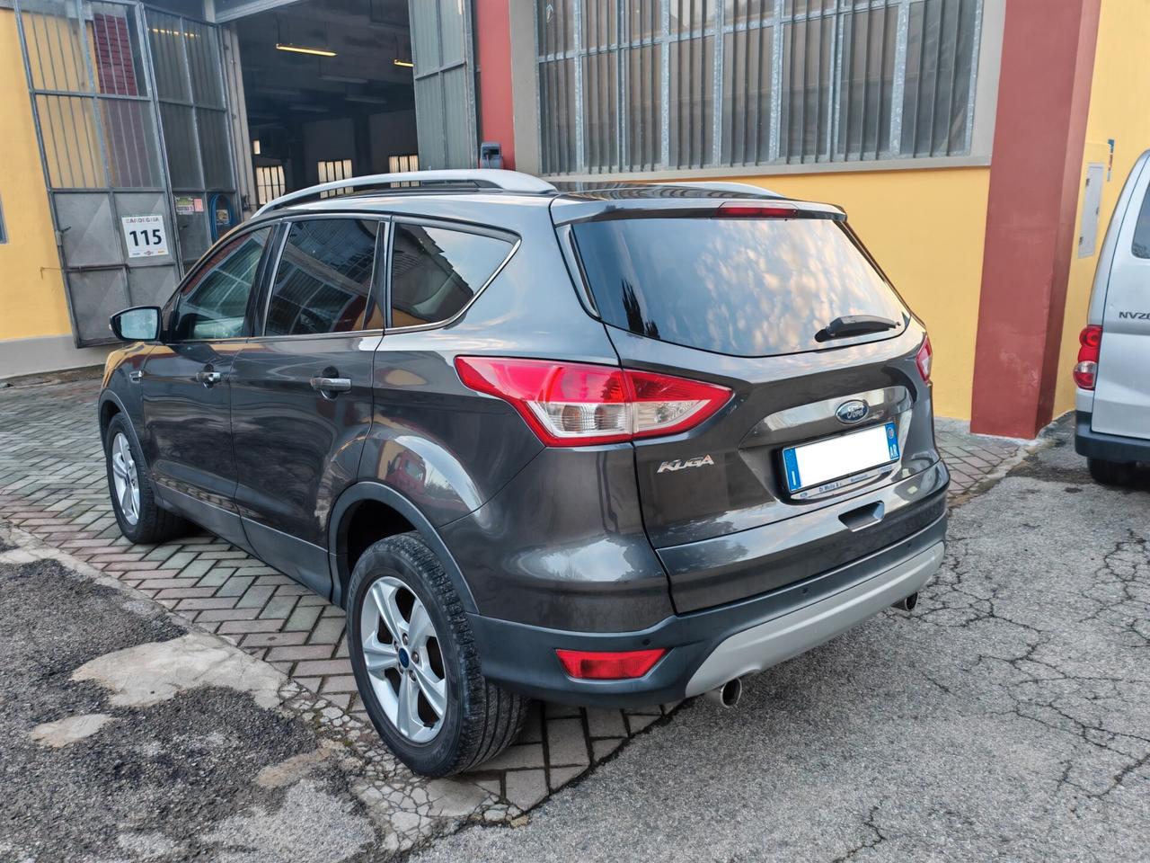 Ford Kuga 2.0 TDCI 120 Incidentata/Sinistrata