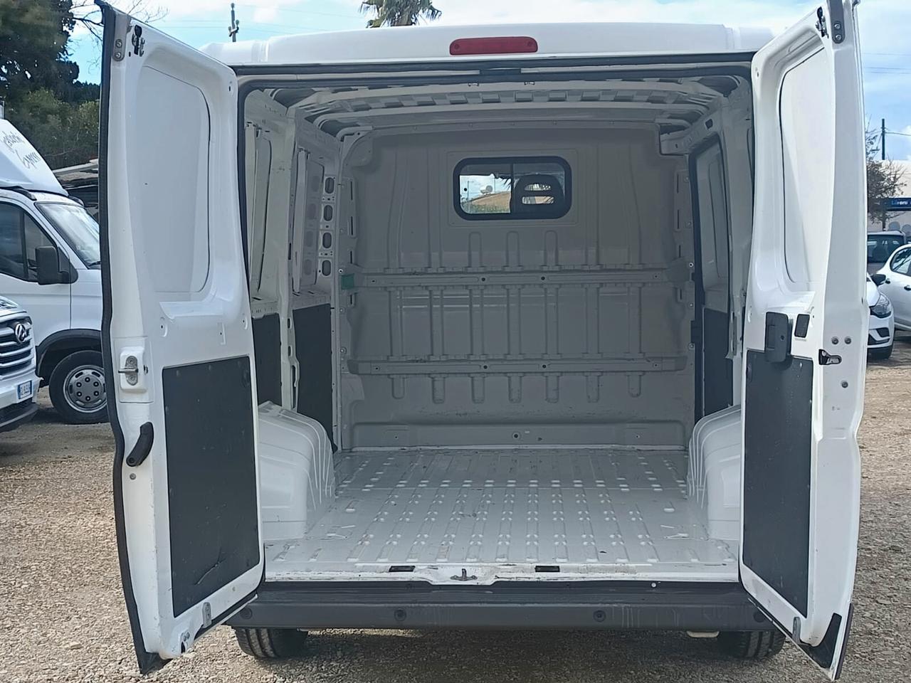 Peugeot boxer 2017 - 2.0 bluehdi Lb automobili