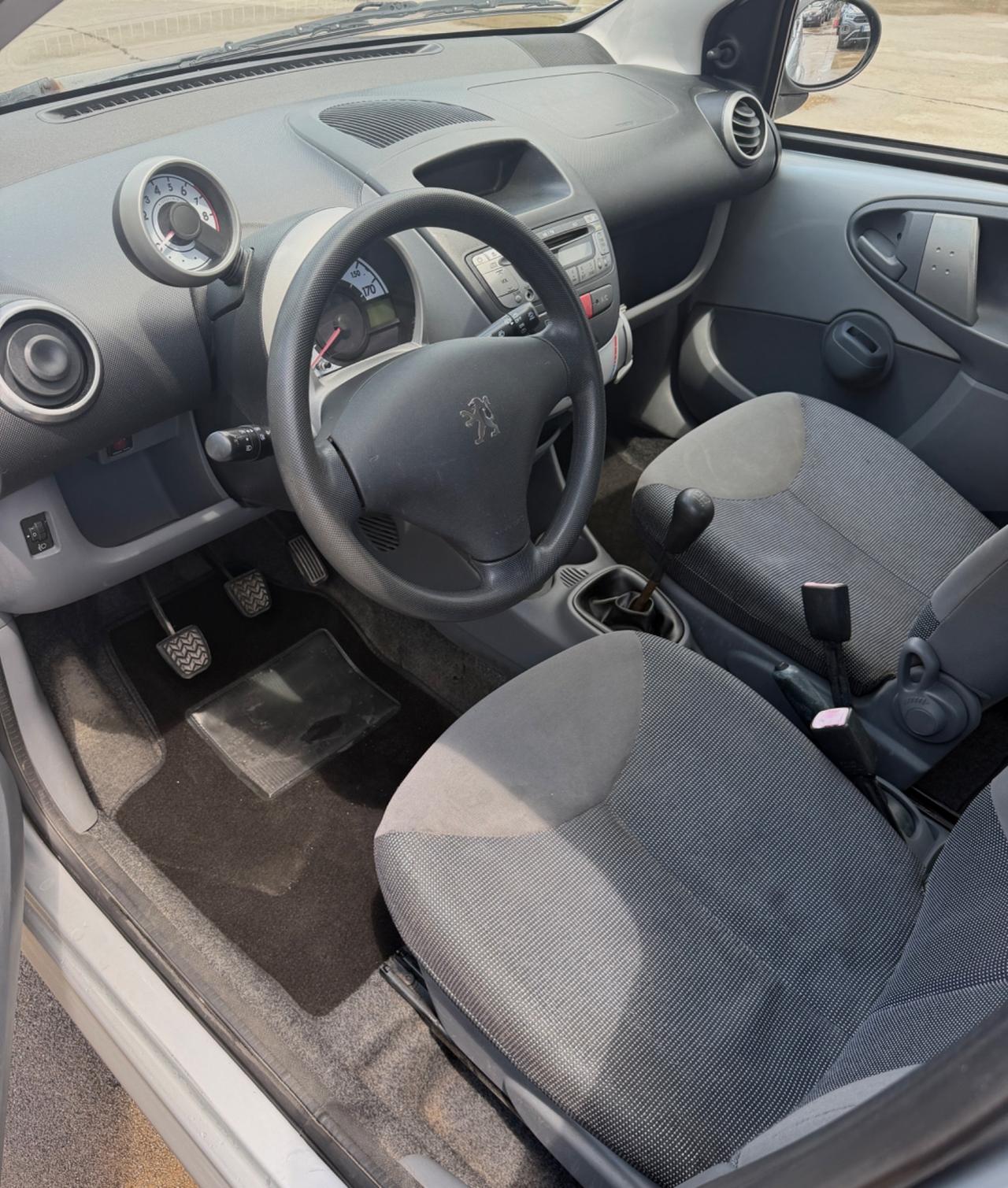 Peugeot 107 1.0 68CV 5p. Plaisir