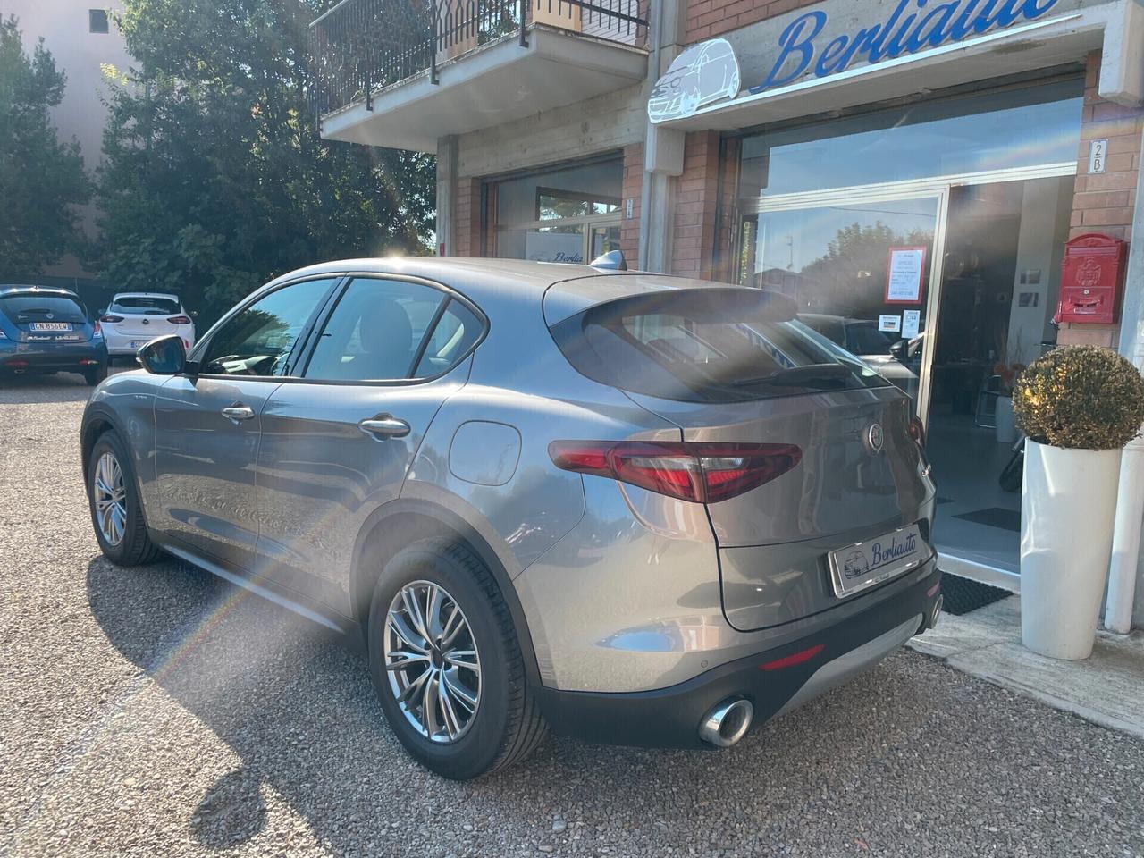 Alfa Romeo Stelvio 2.2 Turbodiesel 160 CV AT8 RWD Rosso Edizione