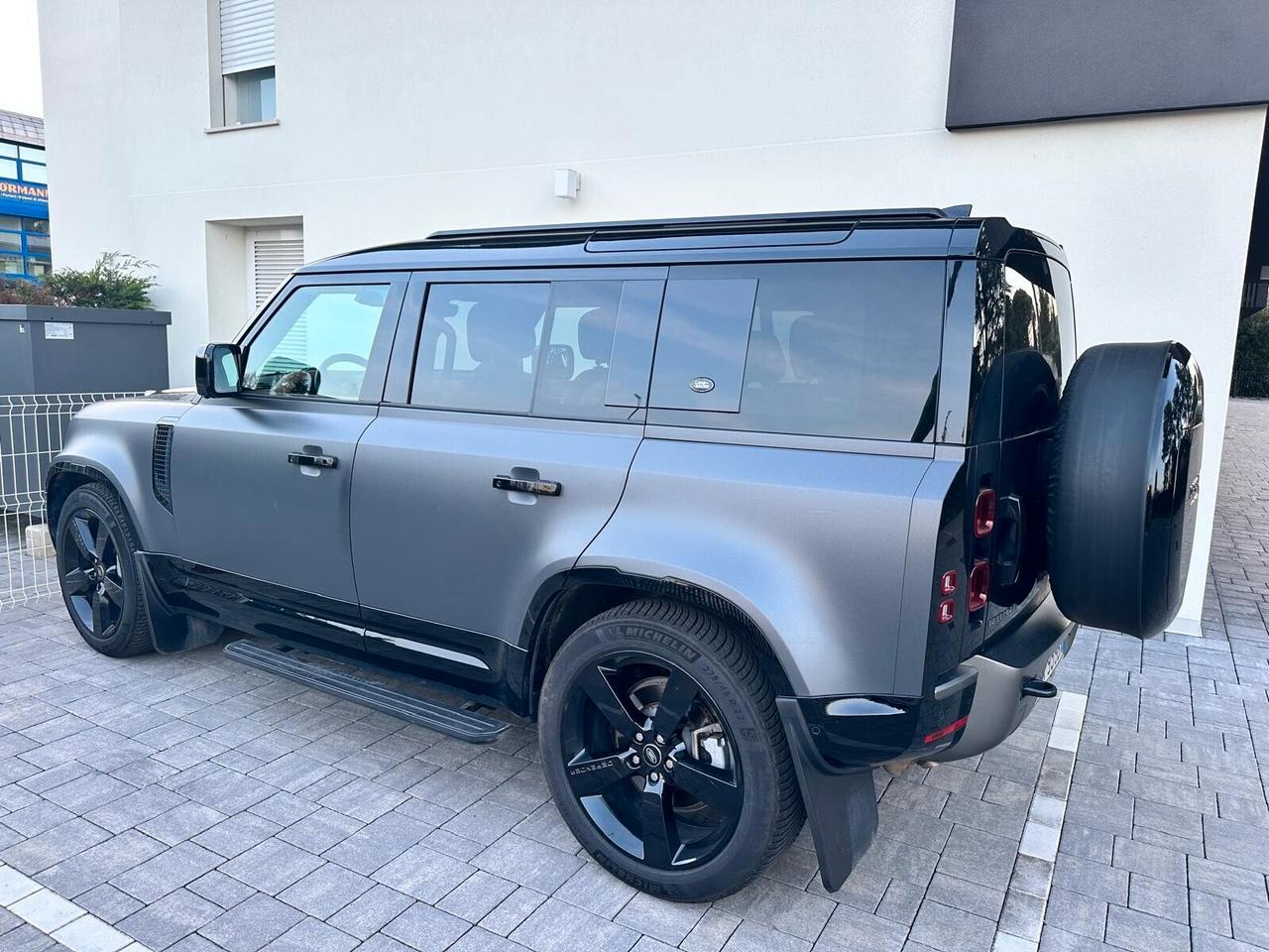 Land Rover Defender 130 3.0D I6 300 CV AWD DYNAMIC, TETTO