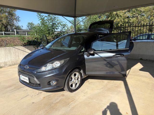 FORD Fiesta 1.2 82 CV 5 porte Titanium