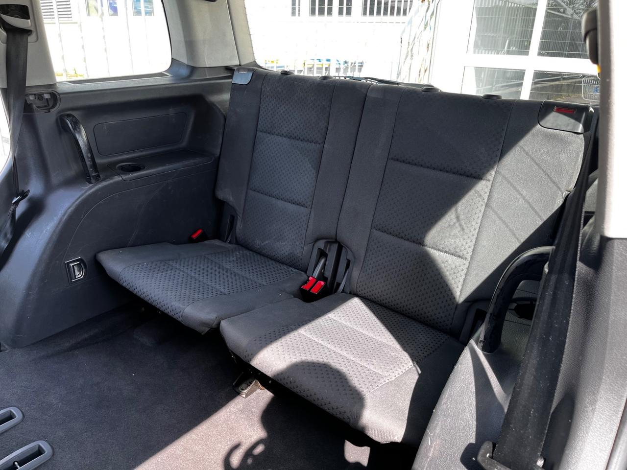 Volkswagen Touran 1.9 TDI 101CV 7 POSTI