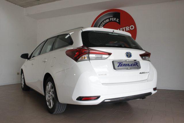 TOYOTA Auris 1.8 Hybrid Active Plus 136 cv